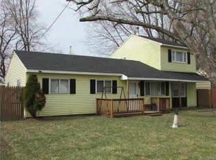 7887 Areopagitica Ave, Bridgeport, NY 13030