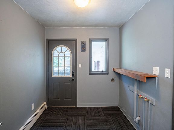 4th image of 1710 Elmwood Pl