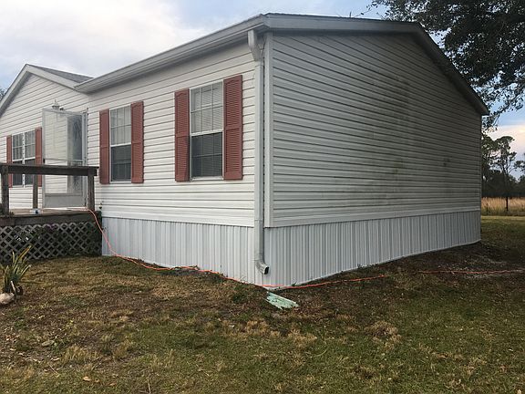 2nd image of 1165 NW 106th St