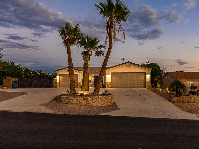 3420 Sheik Dr — Photo 65