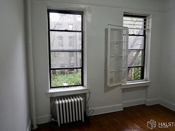 2nd image of 129 W 128th St APT 2D