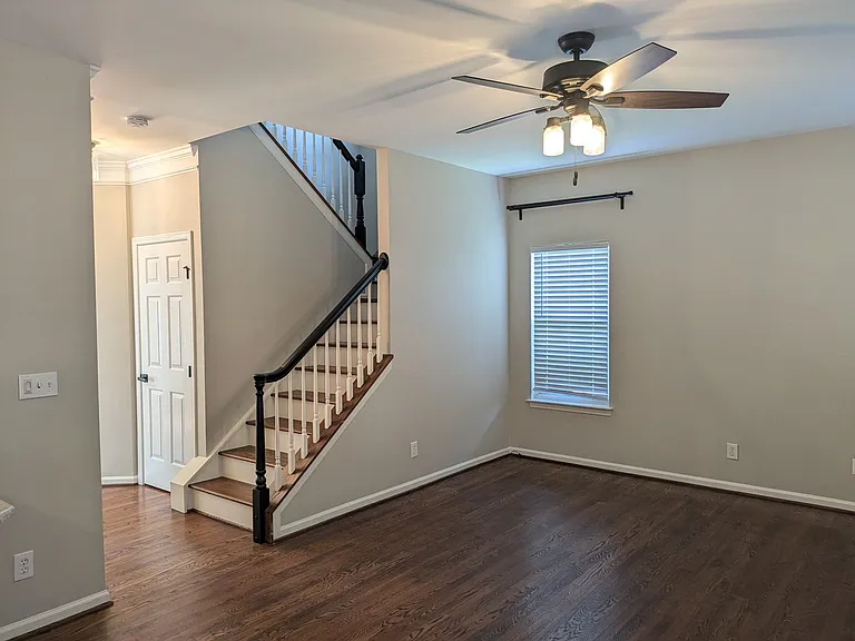 279 Chandeleur Dr — Photo 8