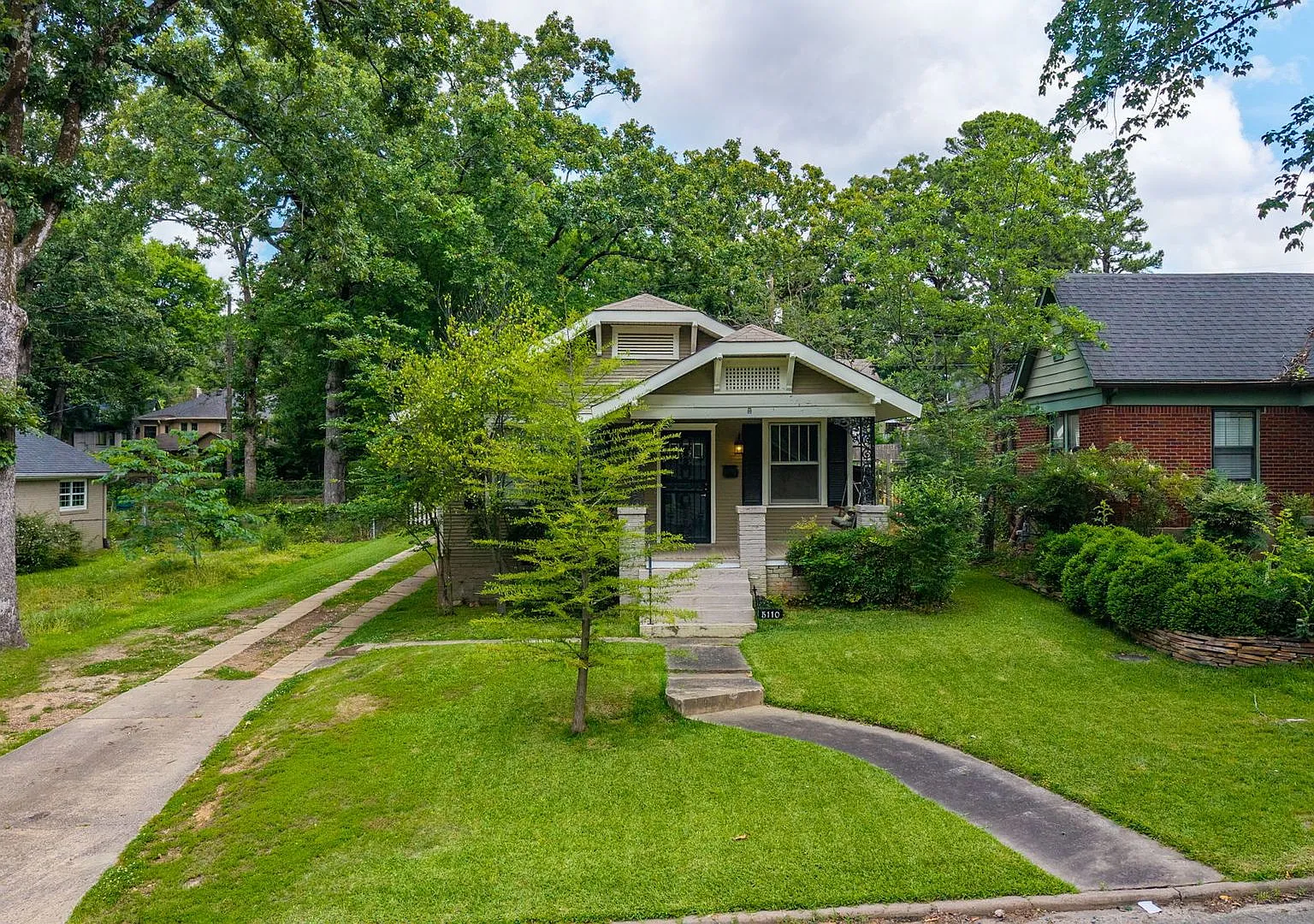 The One Everyone Wants in Hillcrest — Photo 3
