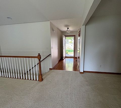 3rd image of 3902 Marryat Dr
