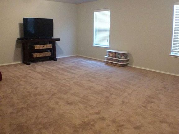 3rd image of 6276 Topsail Dr