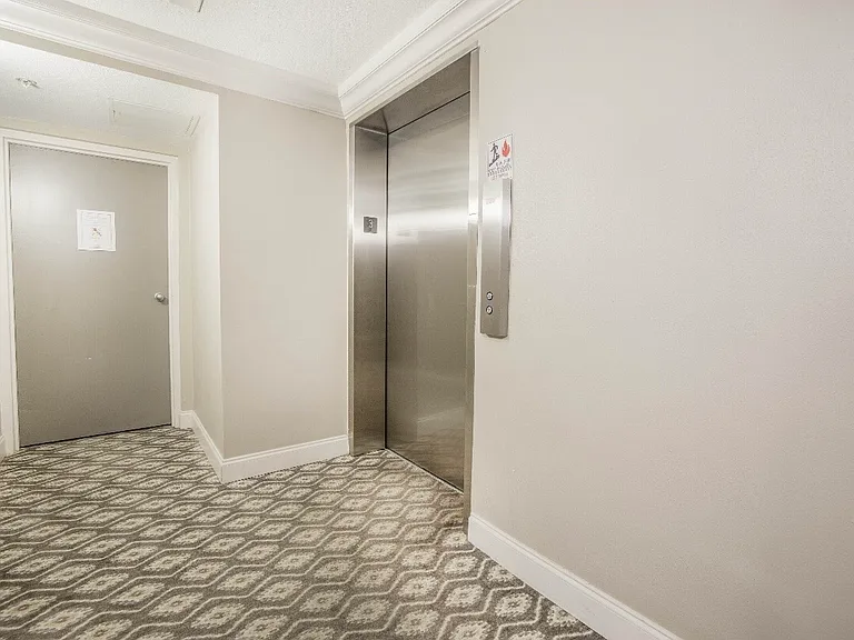 210 Dali Blvd S #303 — Photo 8