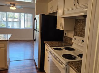 813 Amigos Way #22, Newport Beach, CA 92660