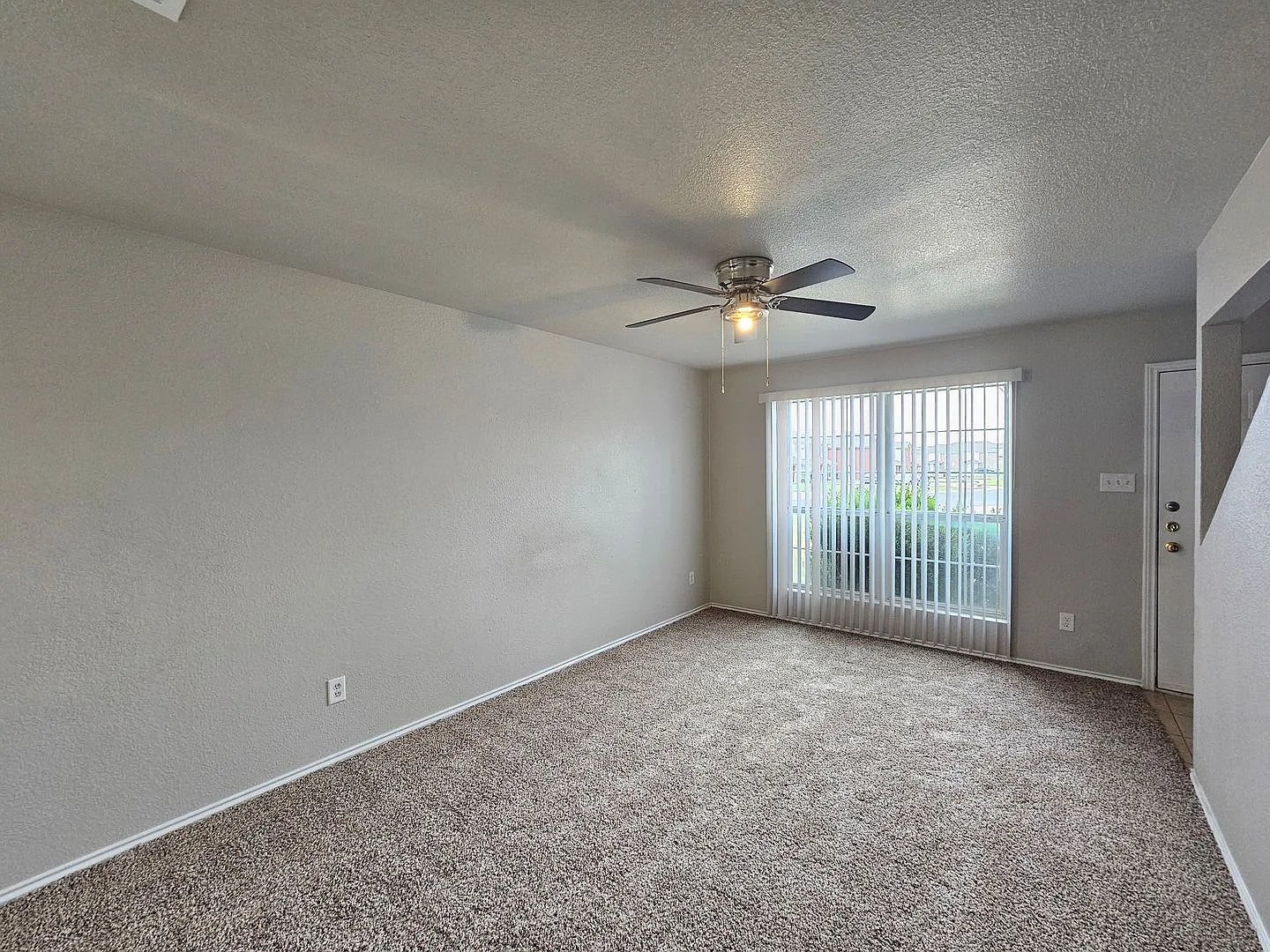 Section 8/Hud Accepted -Rent Reduction & Rent Special - Available Now! — Photo 3