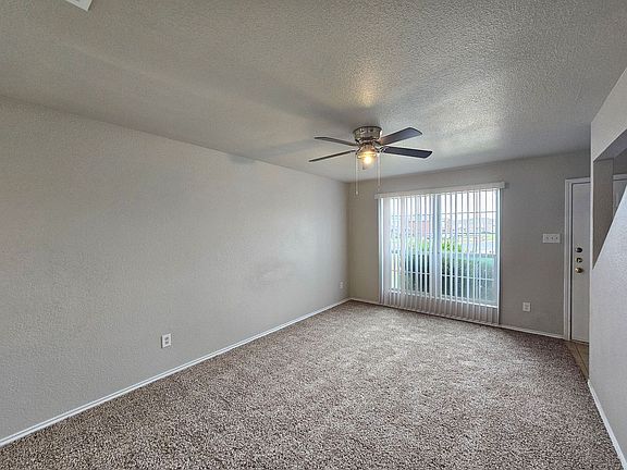 3rd image of 4601 Hudson Dr APT D