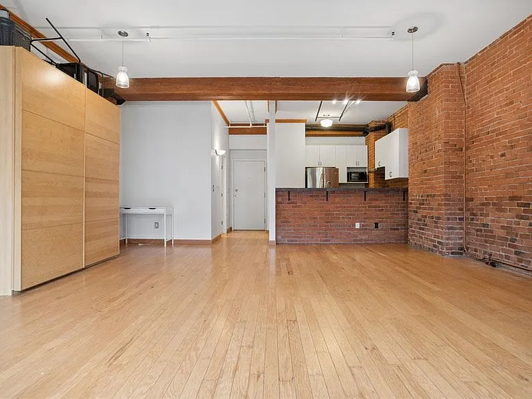 518 Beatty St #306 — Photo 12