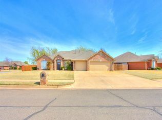 2701 Richland Ave, Edmond, OK 73012