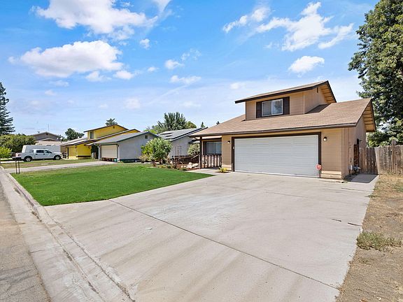 3rd image of 722 W Dove Court