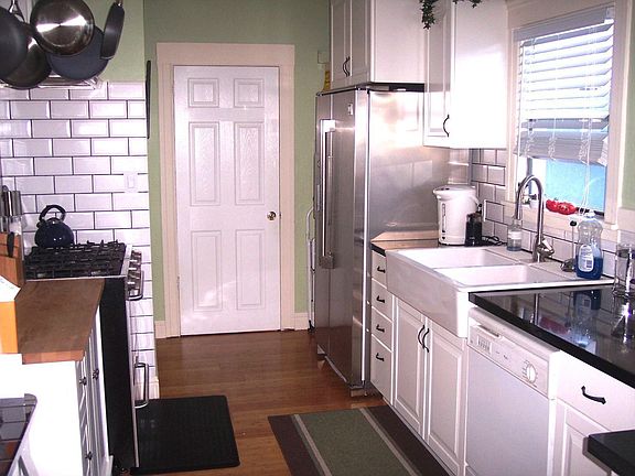 Large updated Kitchen