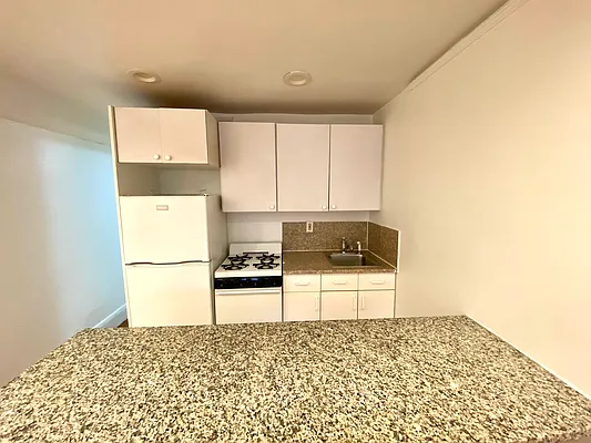 Rented by Corcoran | media 20