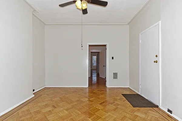 Rented by Coldwell Banker Mid Plaza Real Estate | media 6