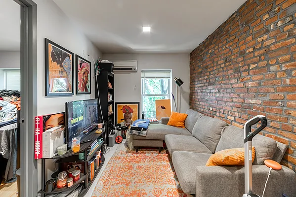 Rented by YHT Management Inc. | media 7