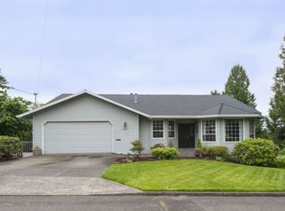 3806 SW Dakota St, Portland, OR 97221