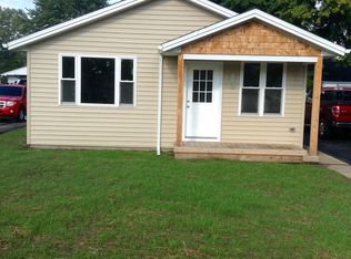 2105 Spaulding Rd, Monroe, MI 48162