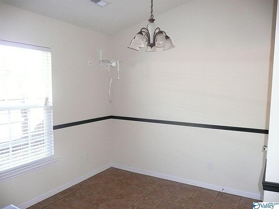5th image of 218 Shadow Cove Dr SW