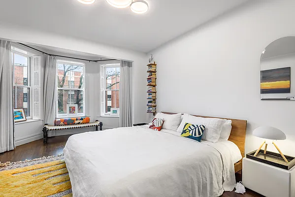 Sold by SERHANT. | media 5