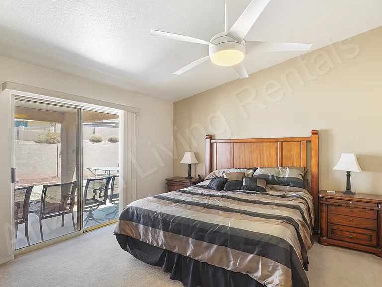 2665 Daytona Ave — Photo 11