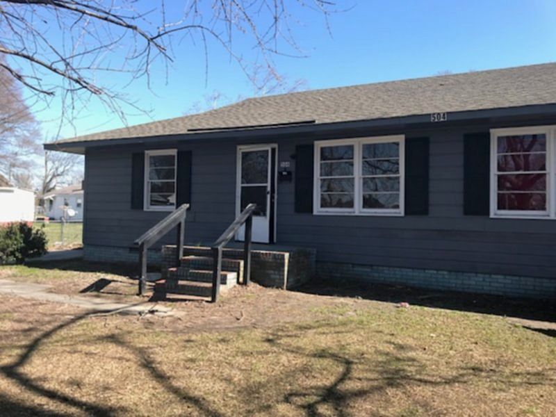 1st image of 504-B Davenport St