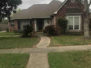 4830 Cottage Hill Dr, Baton Rouge, LA 70809