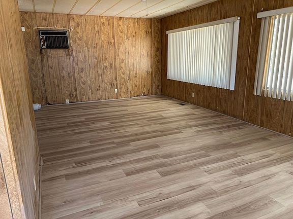 5th image of 1923 Coral Isle Dr