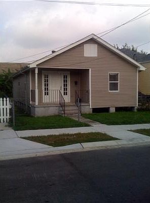 3rd image of 313 Leboeuf St