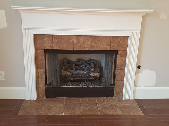 3rd image of 1565 Brockton Ln Lot 555