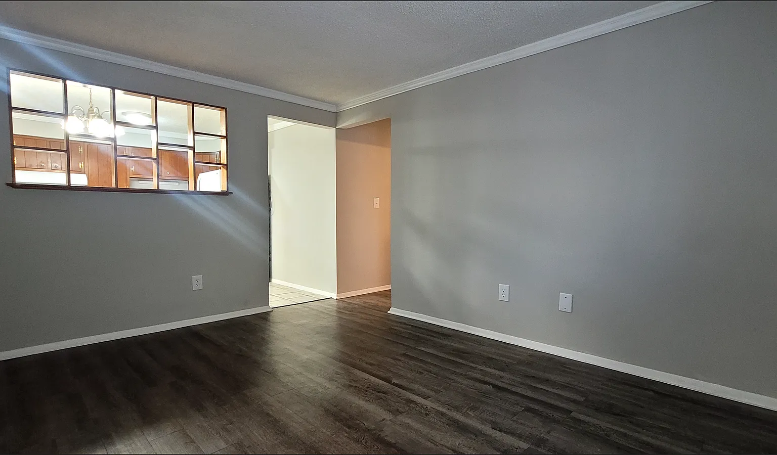 314 - 322 Kenbrook Drive — Photo 3