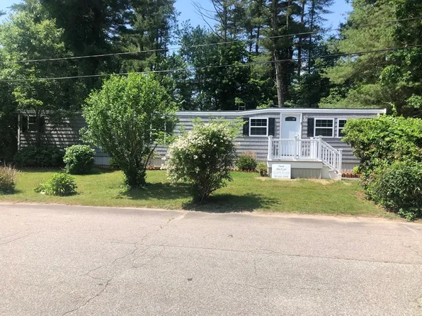 5 Siesta Dr, West Wareham, MA 02576