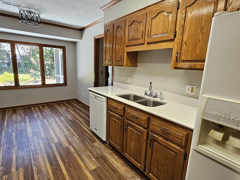 1640 Carriage Pl SW — Photo 13