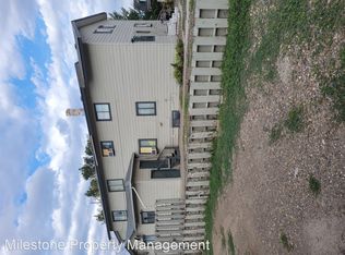 215 N 11th St #3, Miles City, MT 59301