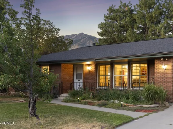 7157 S Manor Dr, Cottonwood Heights, UT 84121