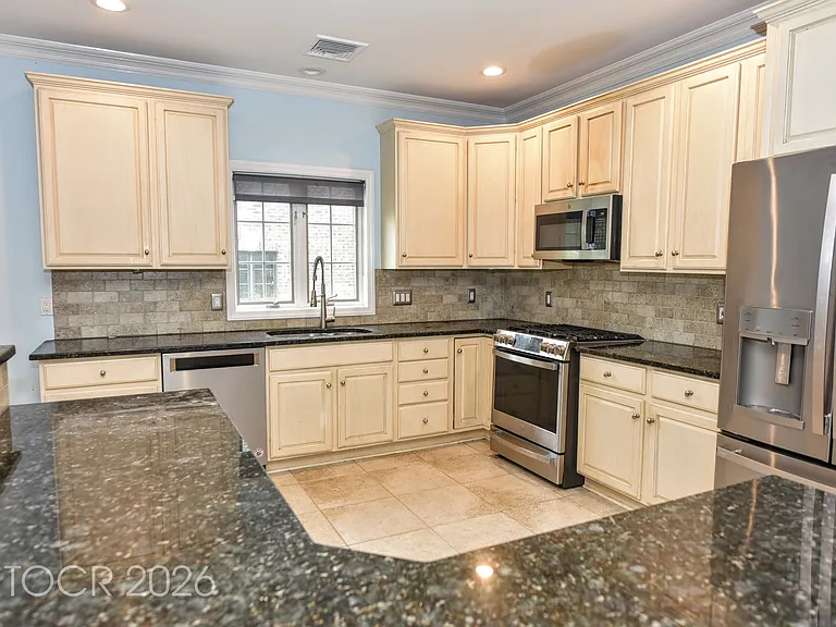 15 Sherbrooke Ct — Photo 15