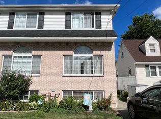 367 Willowbrook Rd, Staten Island, NY 10314