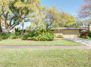 4219 Water Oaks Ln, Tampa, FL 33618