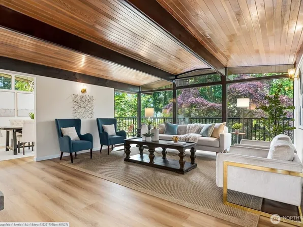 16559 SE 45th Place, Bellevue, WA 98006