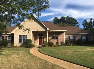 301 River Ridge Cv, Brandon, MS 39047