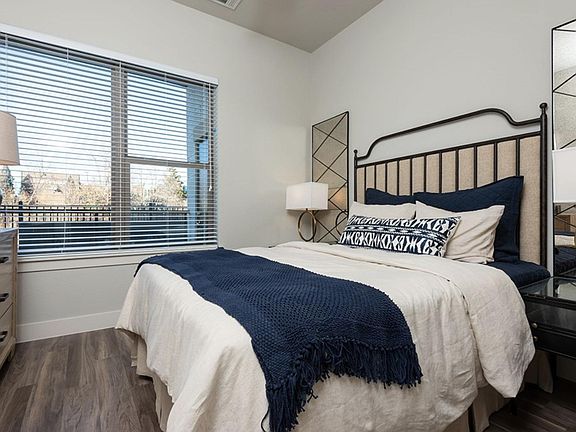 3rd image of 1455 Irving St #401