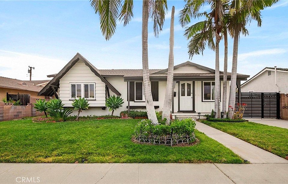 1st image of 7628 El Caney Dr