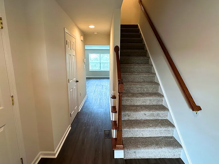 210 Mount Olive Ln — Photo 5