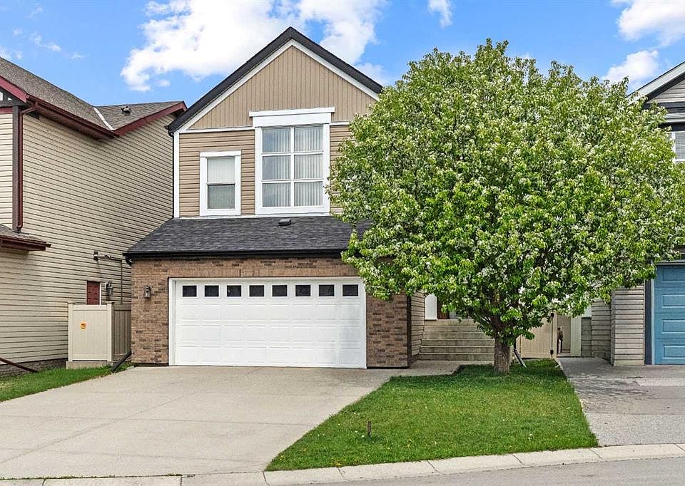1st image of 137 SW Copperleaf Bay SE