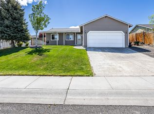 1200 W Pear Ave, Selah, WA 98942