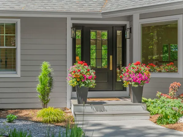7059 Leorie Dr, Traverse City, MI 49686
