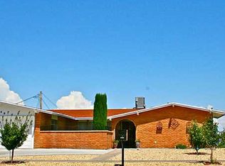 9040 Leo St, El Paso, TX 79904
