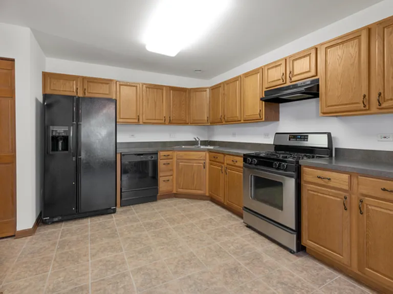 9861 Thornton Way — Photo 4