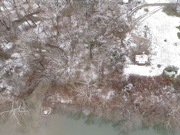 2nd image of 54 Hummingbird Ln