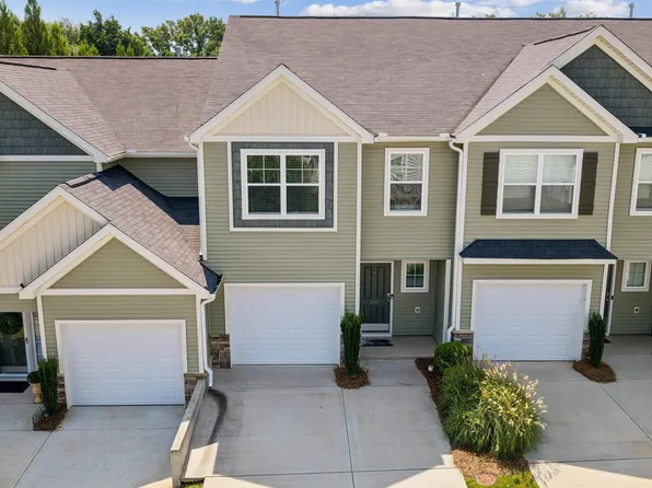 706 Elmbrook Dr, Simpsonville, SC 29681
